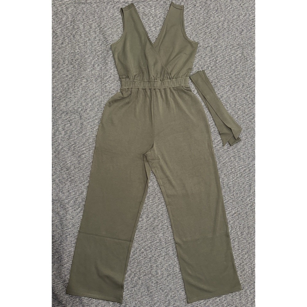 New Women's Romper - Small